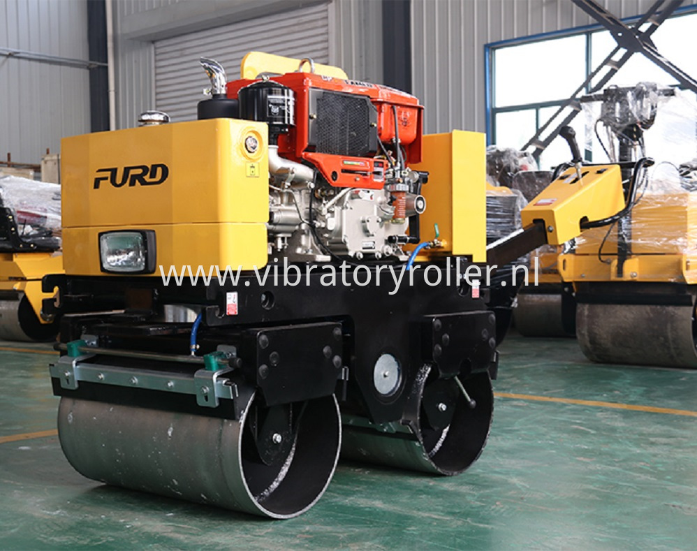 Hand Roller Compactor